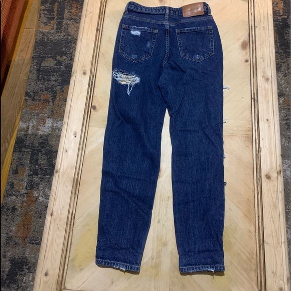 Zara Ripped Jeans - Picture 4 of 5